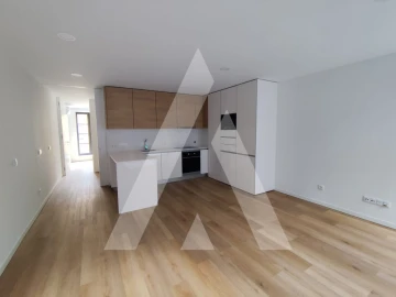 Apartamento T1 para Venda em Glória e Vera Cruz