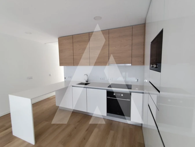 Apartamento T1 para Venda em Glória e Vera Cruz Foto 2