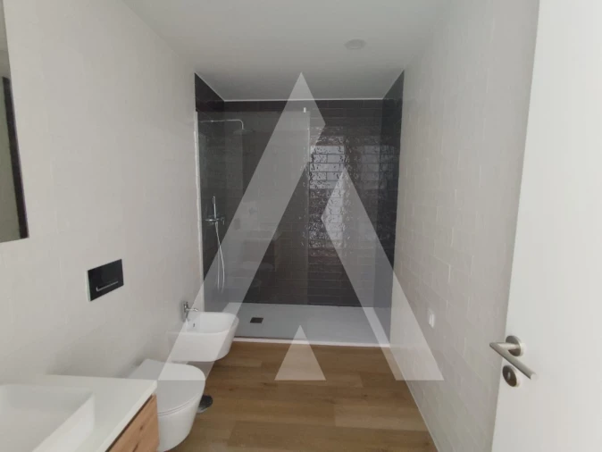 Apartamento T1 para Venda em Glória e Vera Cruz Foto 22