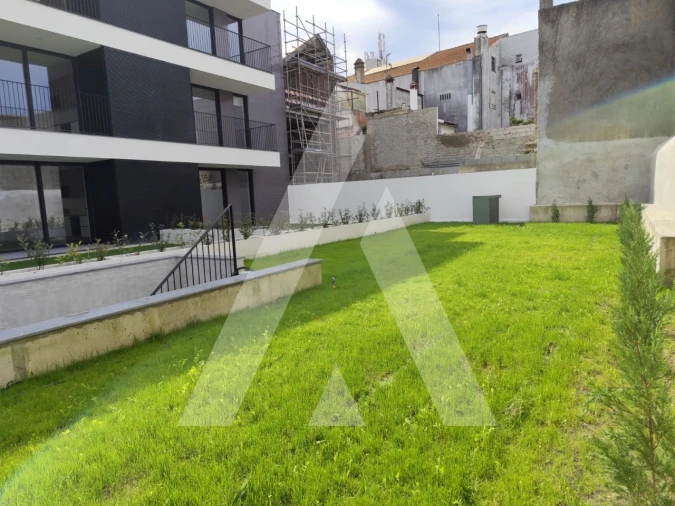 Apartamento T1 para Venda em Glória e Vera Cruz Foto 26