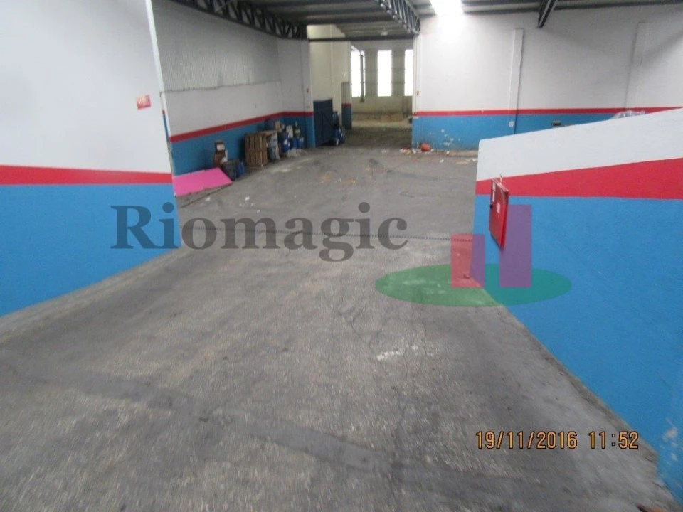 Armazém para Venda em Alcanena e Vila Moreira Foto 4