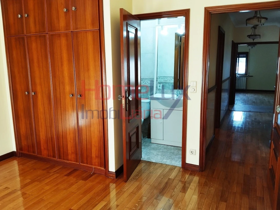 Moradia T3 para Venda em Campanhã Foto 29