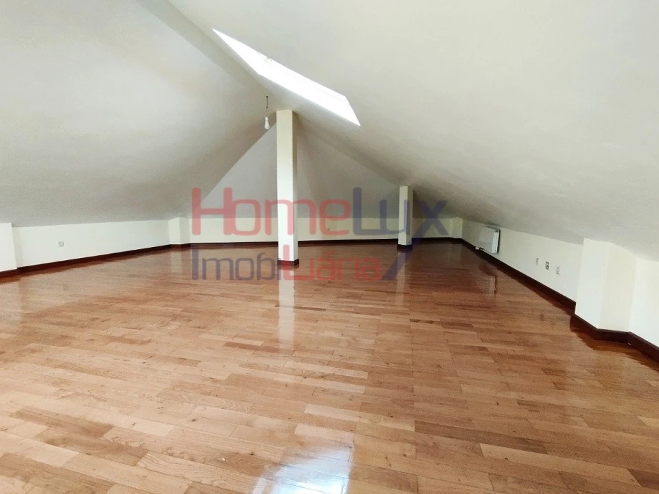 Moradia T3 para Venda em Campanhã Foto 36