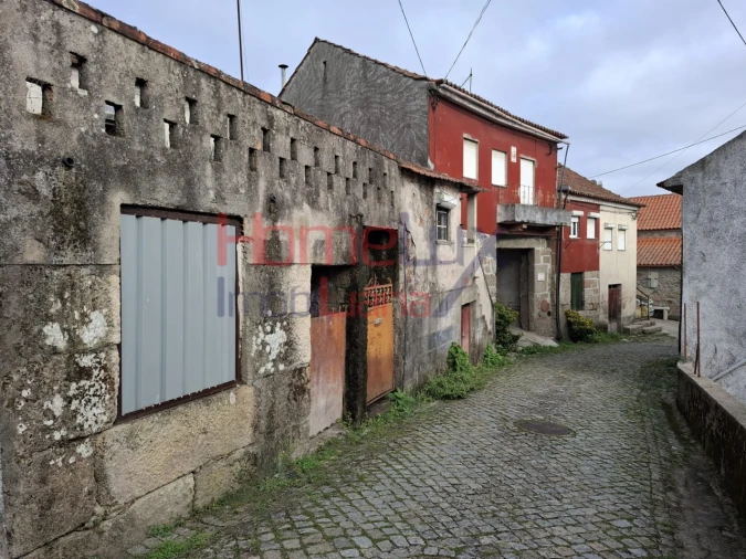 Moradia T3 para Venda em Alcafache Foto 2