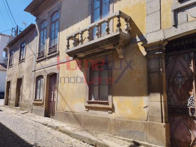 Moradia T4 para Venda em Felgar e Souto da Velha Foto 1