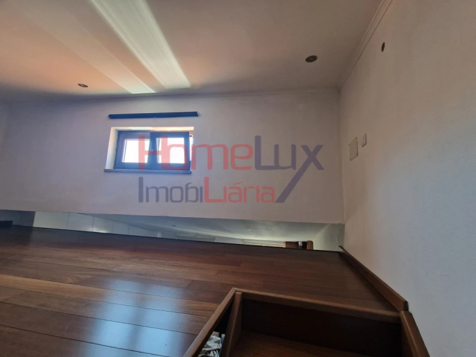 Moradia T2 para Venda em Tarouca e Dálvares Foto 6