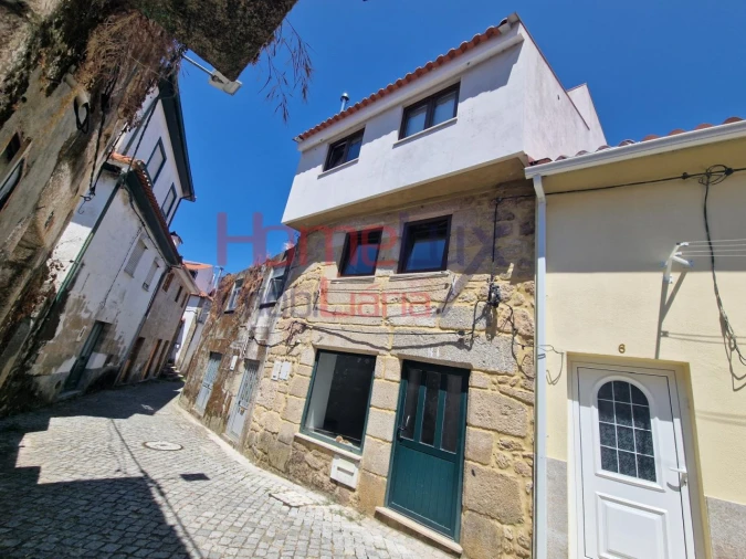 Moradia T2 para Venda em Tarouca e Dálvares