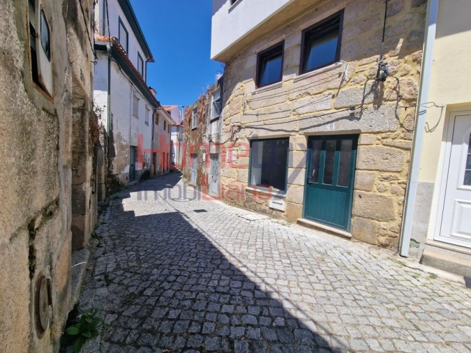 Moradia T2 para Venda em Tarouca e Dálvares Foto 3