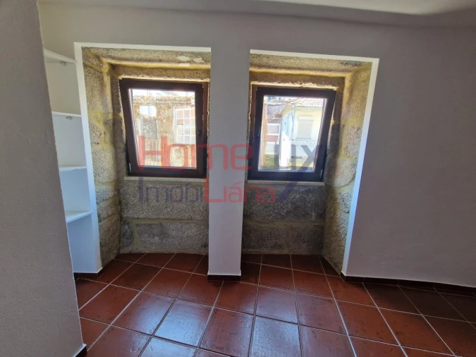 Moradia T2 para Venda em Tarouca e Dálvares Foto 23