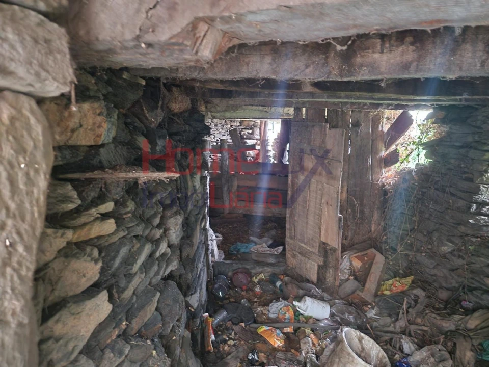 Moradia T2 para Venda em São Martinho das Moitas e Covas do Rio Foto 8