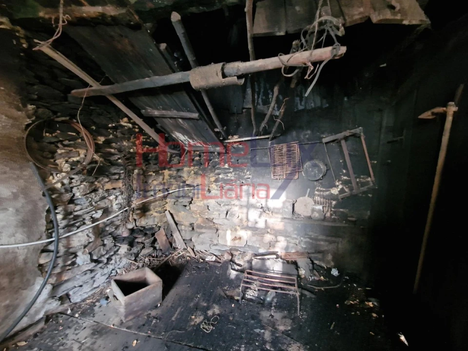 Moradia T2 para Venda em São Martinho das Moitas e Covas do Rio Foto 22