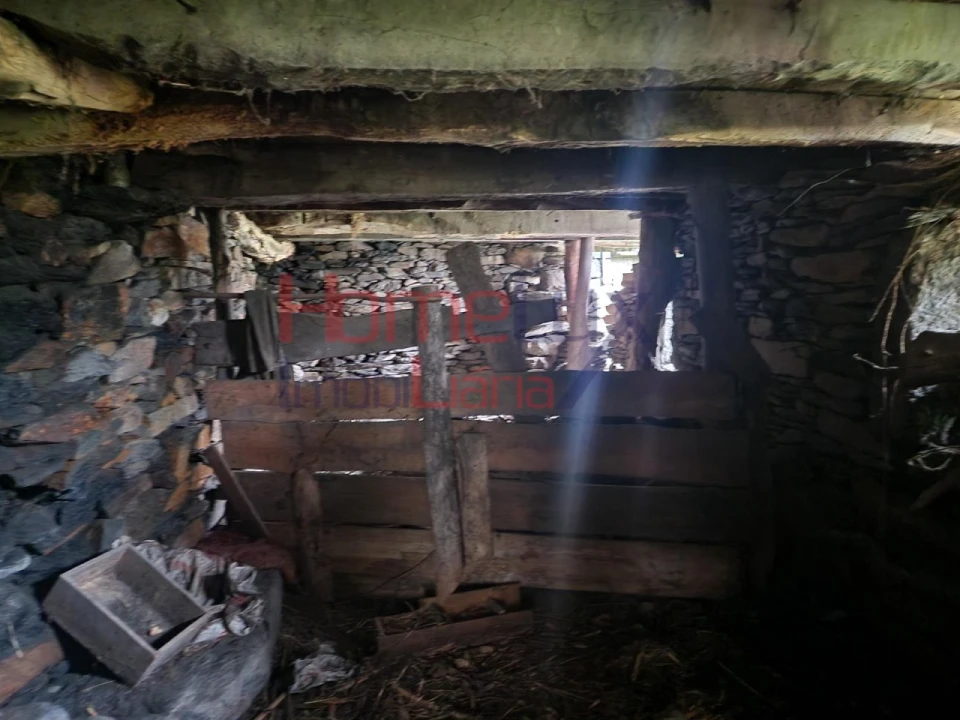 Moradia T2 para Venda em São Martinho das Moitas e Covas do Rio Foto 25