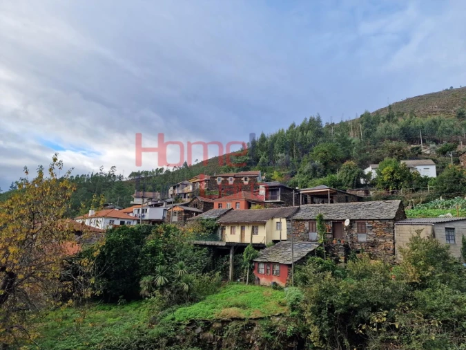 Moradia T2 para Venda em São Martinho das Moitas e Covas do Rio Foto 3