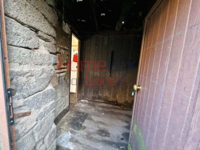 Moradia T2 para Venda em São Martinho das Moitas e Covas do Rio Foto 10