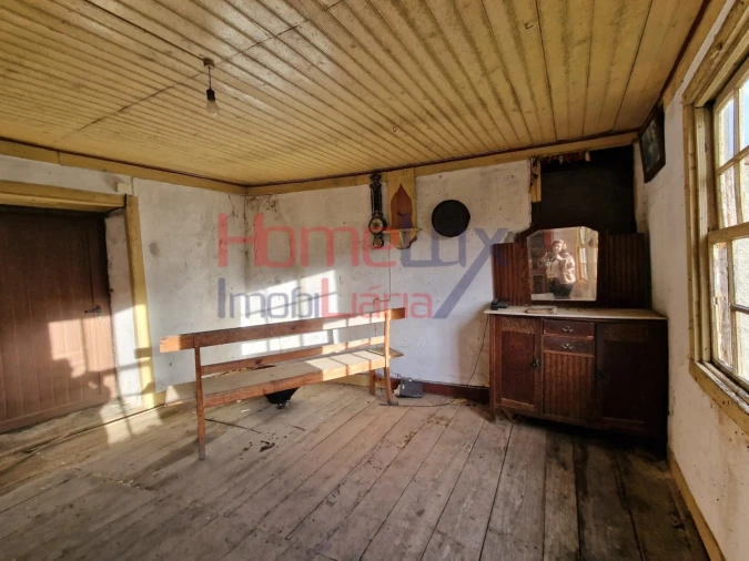 Moradia T2 para Venda em São Martinho das Moitas e Covas do Rio Foto 12