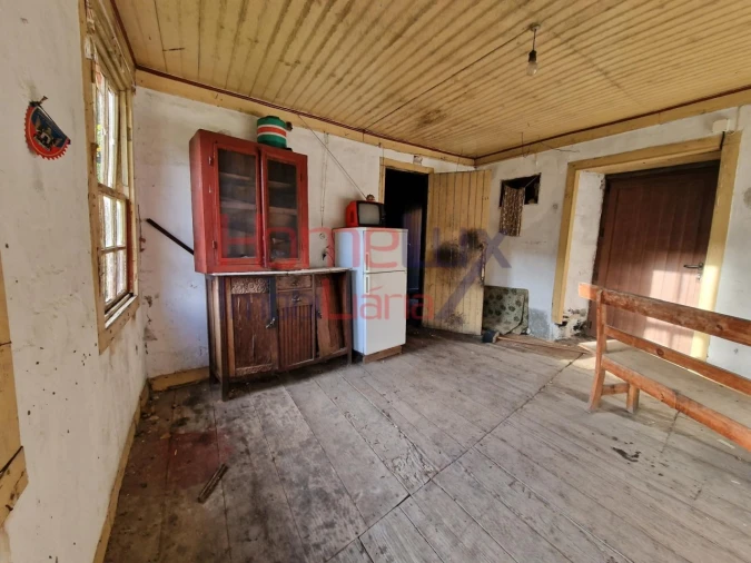 Moradia T2 para Venda em São Martinho das Moitas e Covas do Rio Foto 18