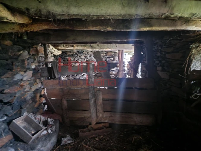 Moradia T2 para Venda em São Martinho das Moitas e Covas do Rio Foto 25