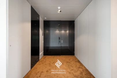Apartamento T5 para Venda em Canidelo
