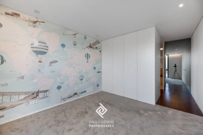 Apartamento T5 para Venda em Canidelo