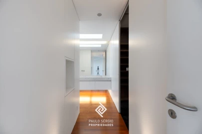 Apartamento T5 para Venda em Canidelo