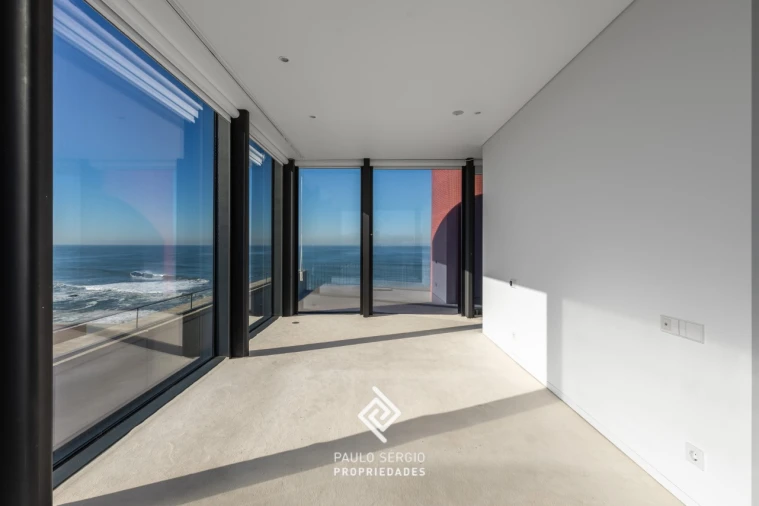 Apartamento T5 para Venda em Canidelo Foto 35