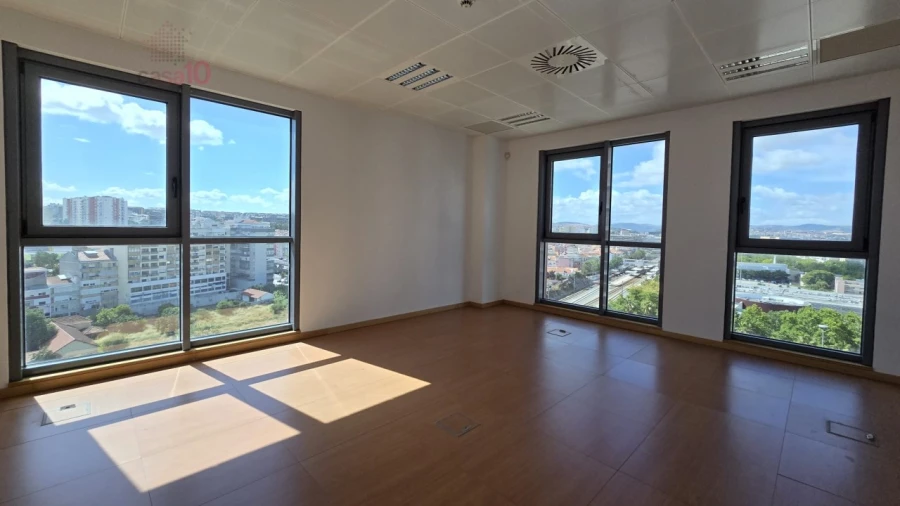 Escritório para Venda em Parque das Nações Foto 2