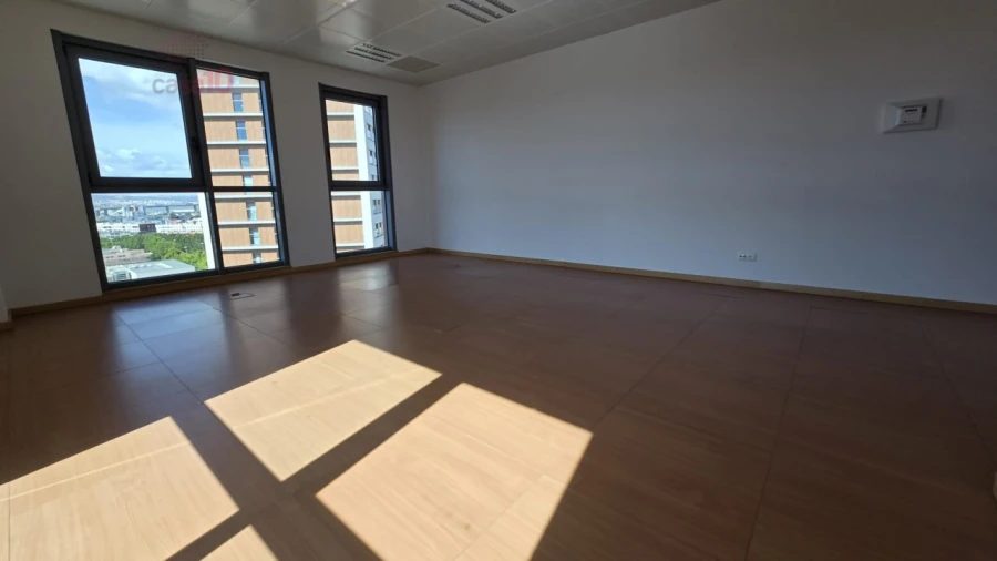Escritório para Venda em Parque das Nações Foto 4