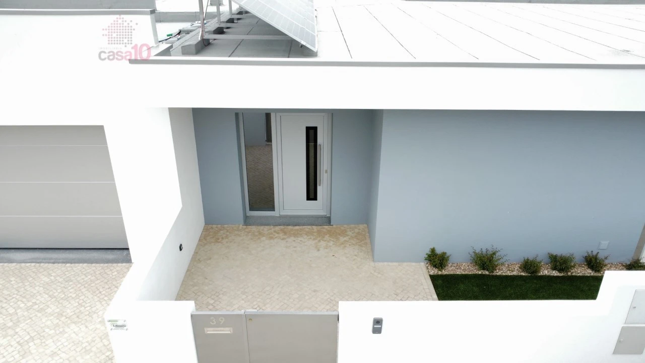 Moradia T4 para Venda em Nadadouro Foto 37