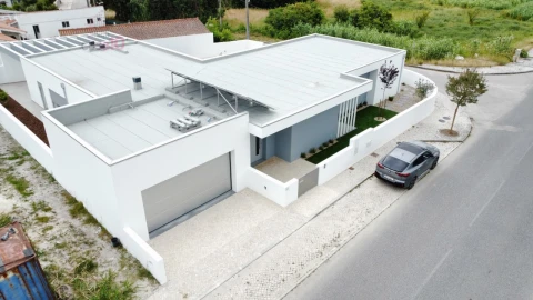 Moradia T4 para Venda em Nadadouro