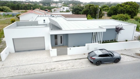 Moradia T4 para Venda em Nadadouro