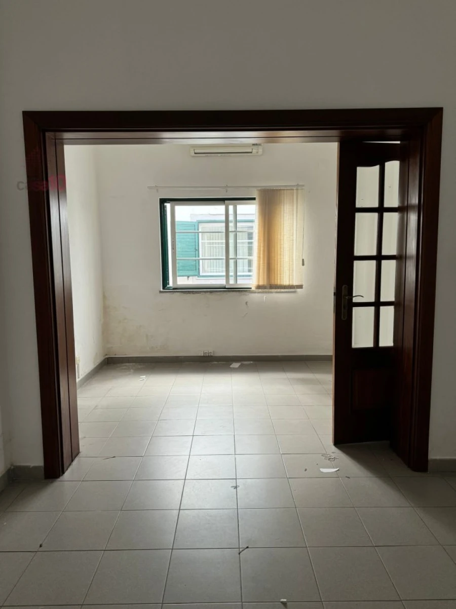 Loja para Venda em Évora (São Mamede, Sé, São Pedro e Santo Antão) Foto 10