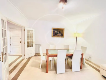 Apartamento T2 para Arrendamento em Cascais e Estoril