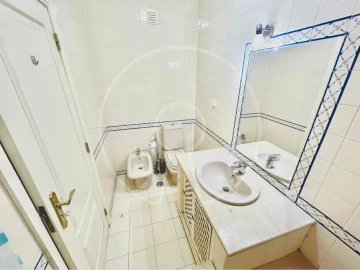 Apartamento T2 para Arrendamento em Cascais e Estoril