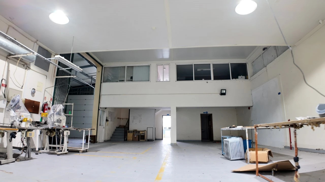 Armazém para Venda em Sande e São Lourenço Foto 3