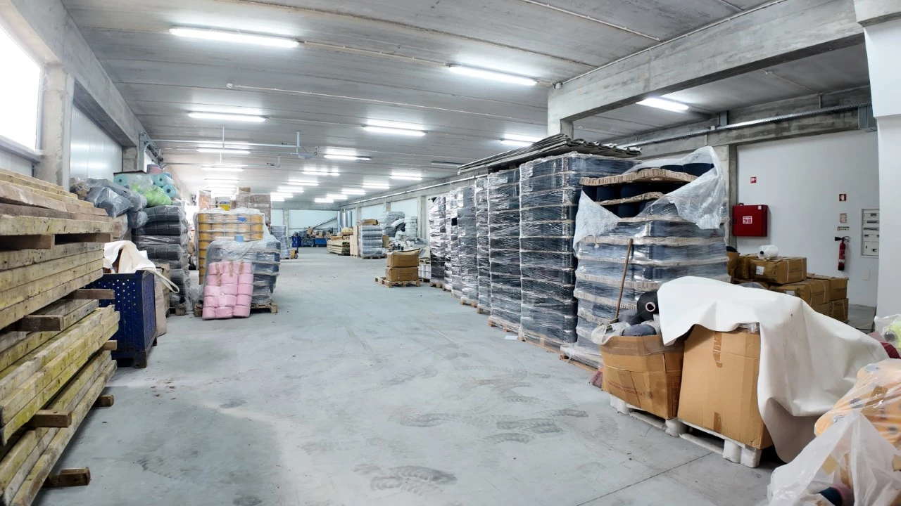 Armazém para Venda em Sande e São Lourenço Foto 23