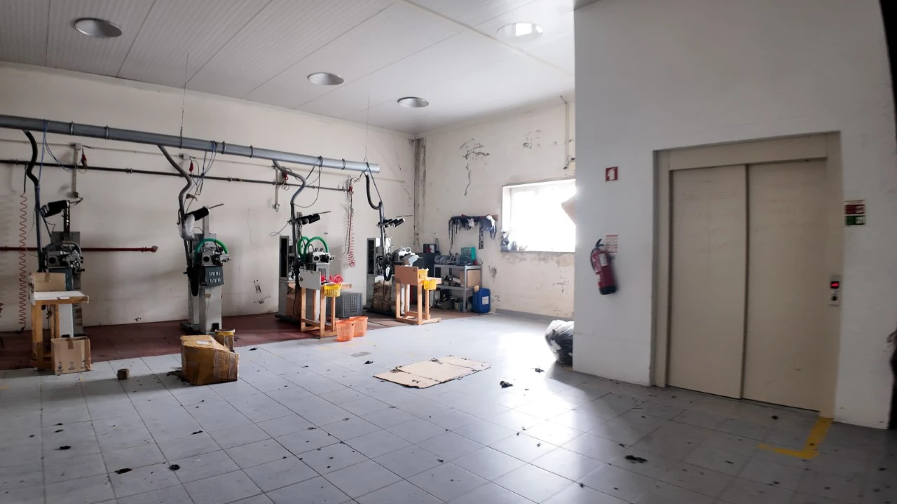 Armazém para Venda em Sande e São Lourenço Foto 35