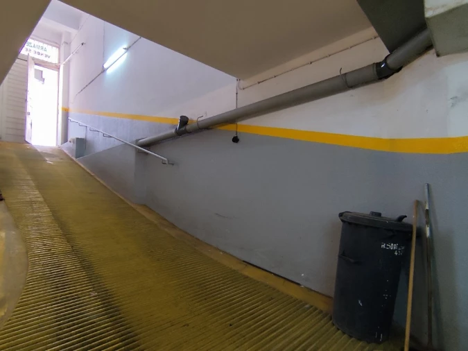 Armazém para Venda em Mafamude e Vilar do Paraíso Foto 8