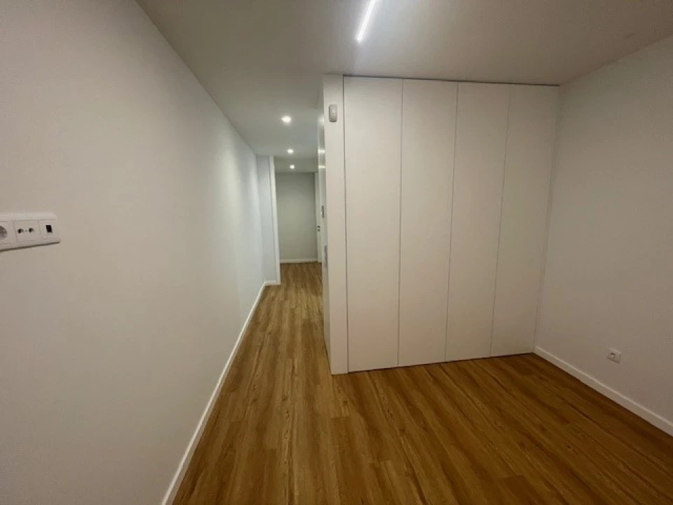 Moradia T4 para Venda em Canidelo Foto 19