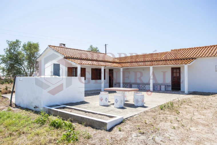 Quinta T3 para Venda em Salvaterra de Magos e Foros de Salvaterra Foto 1