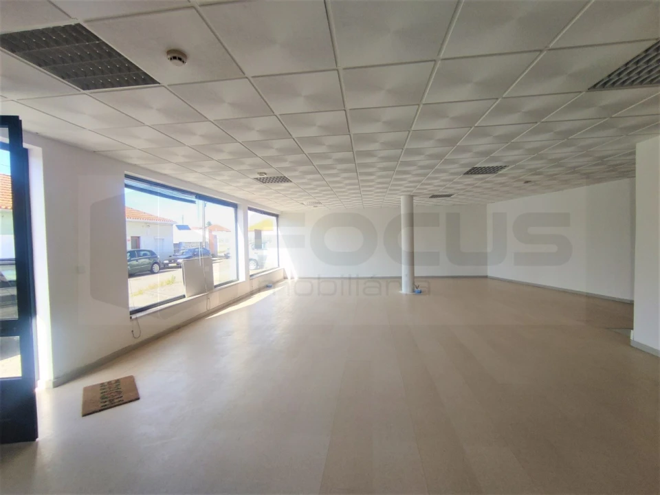 Loja para Venda em Aradas Foto 3