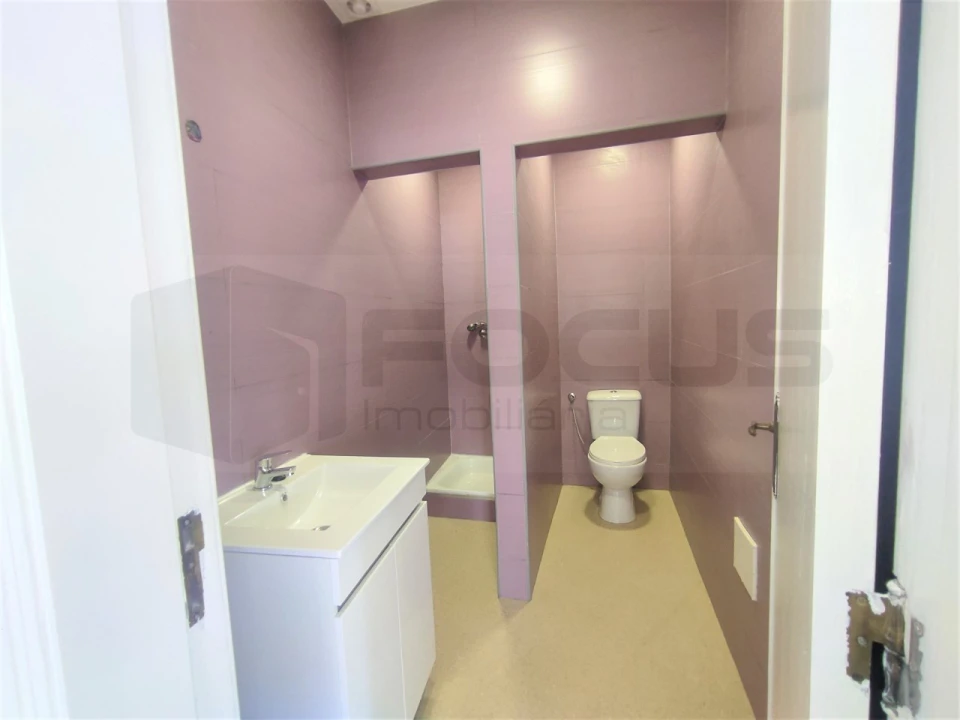 Loja para Venda em Aradas Foto 6