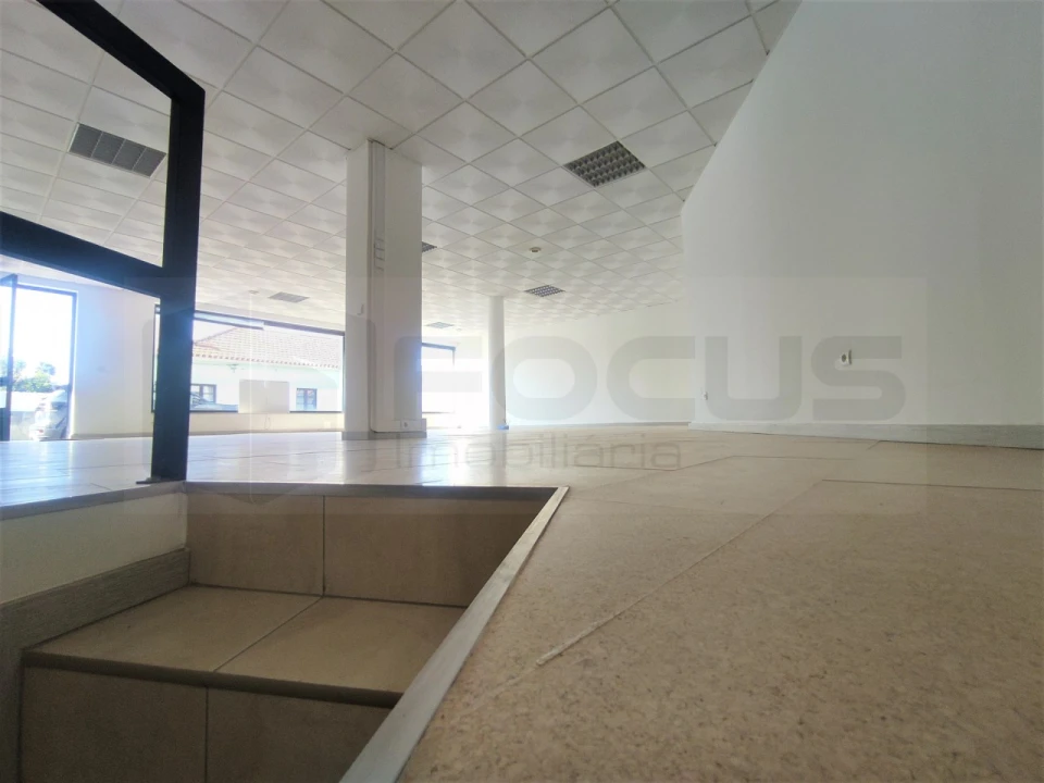 Loja para Venda em Aradas Foto 8