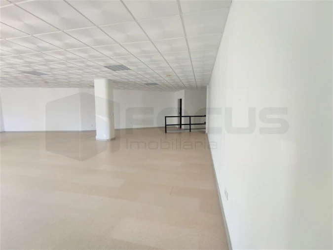 Loja para Venda em Aradas Foto 2