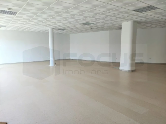 Loja para Venda em Aradas Foto 5