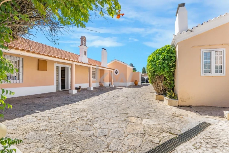 Quinta T4 para Venda em Carcavelos e Parede Foto 3