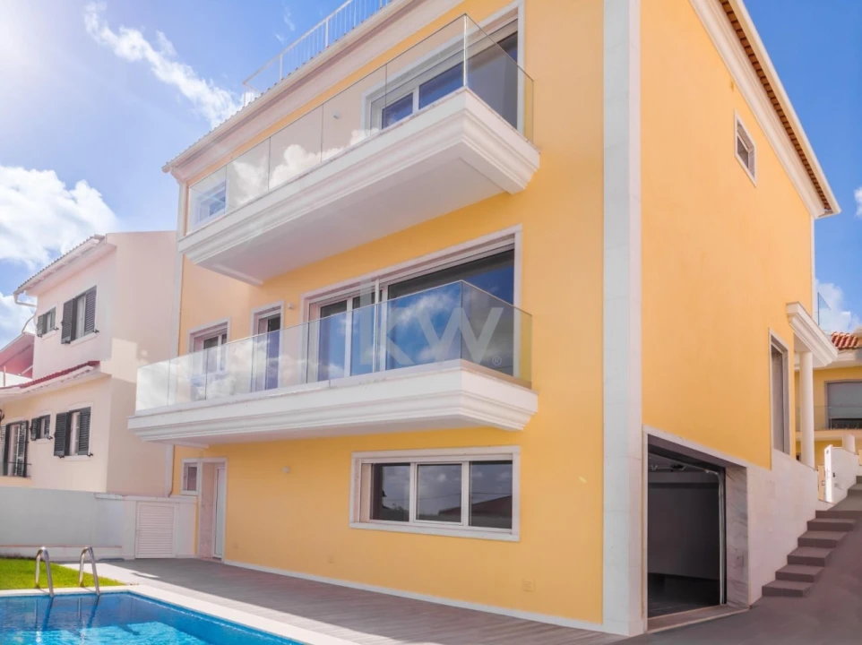 Moradia T4 para Venda em Pontinha e Famões Foto 19