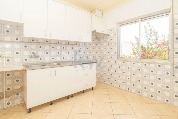 Moradia T6 para Venda em Santo Andre Foto 13