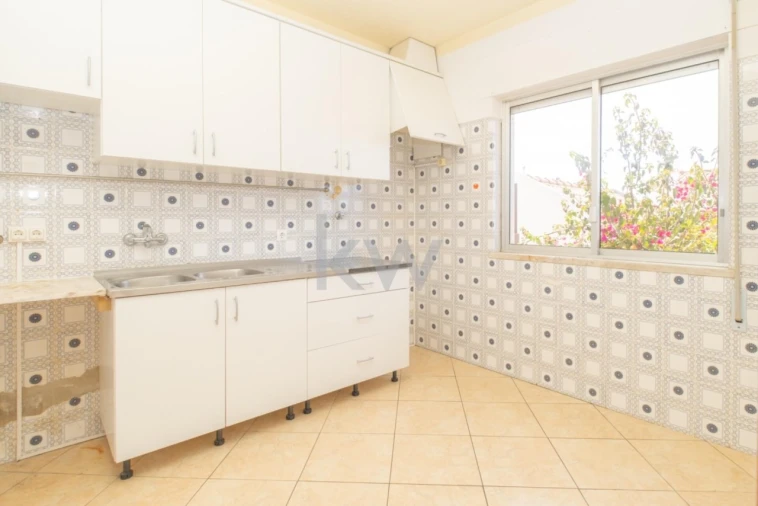 Moradia T6 para Venda em Santo Andre Foto 13