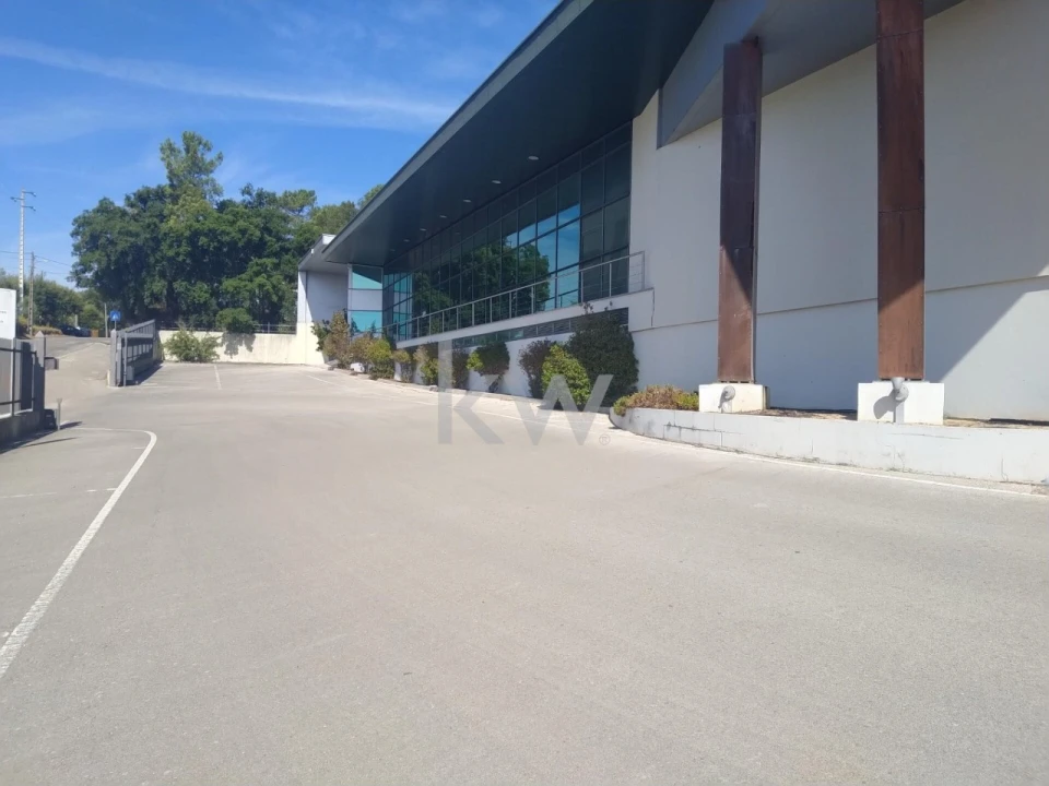 Armazém para Arrendamento em Atouguia Foto 16