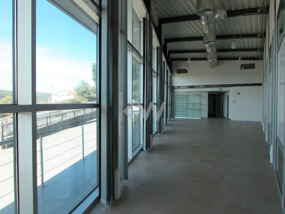 Armazém para Arrendamento em Atouguia Foto 8